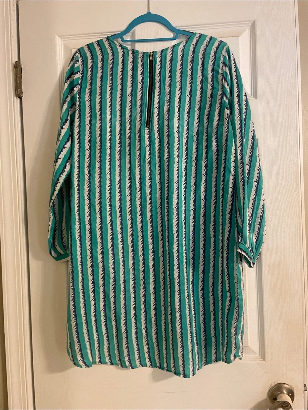 Striped Teal and White Long-Sleeve light 💯 silk Dress